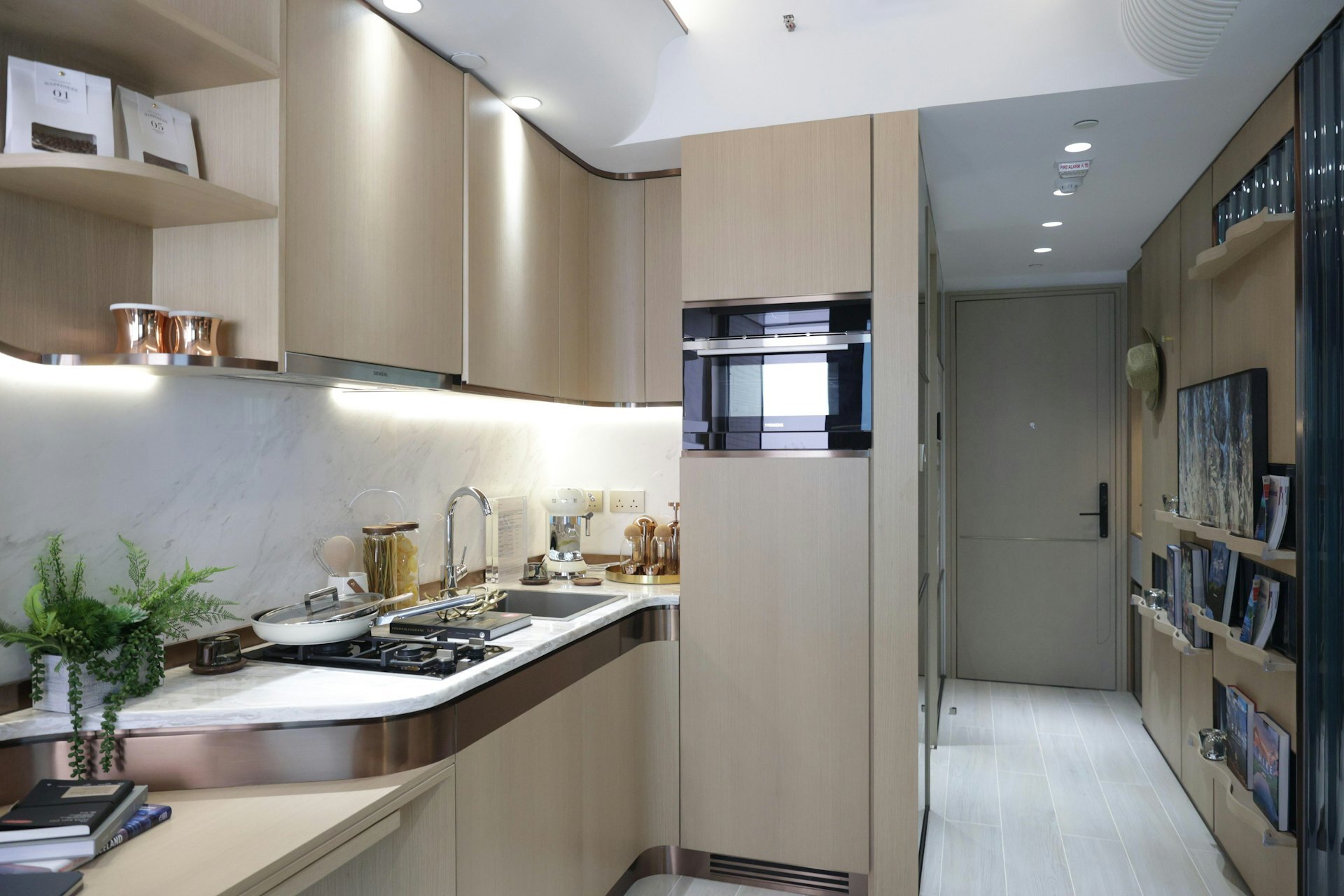 18-260ZZTT0512.jpg