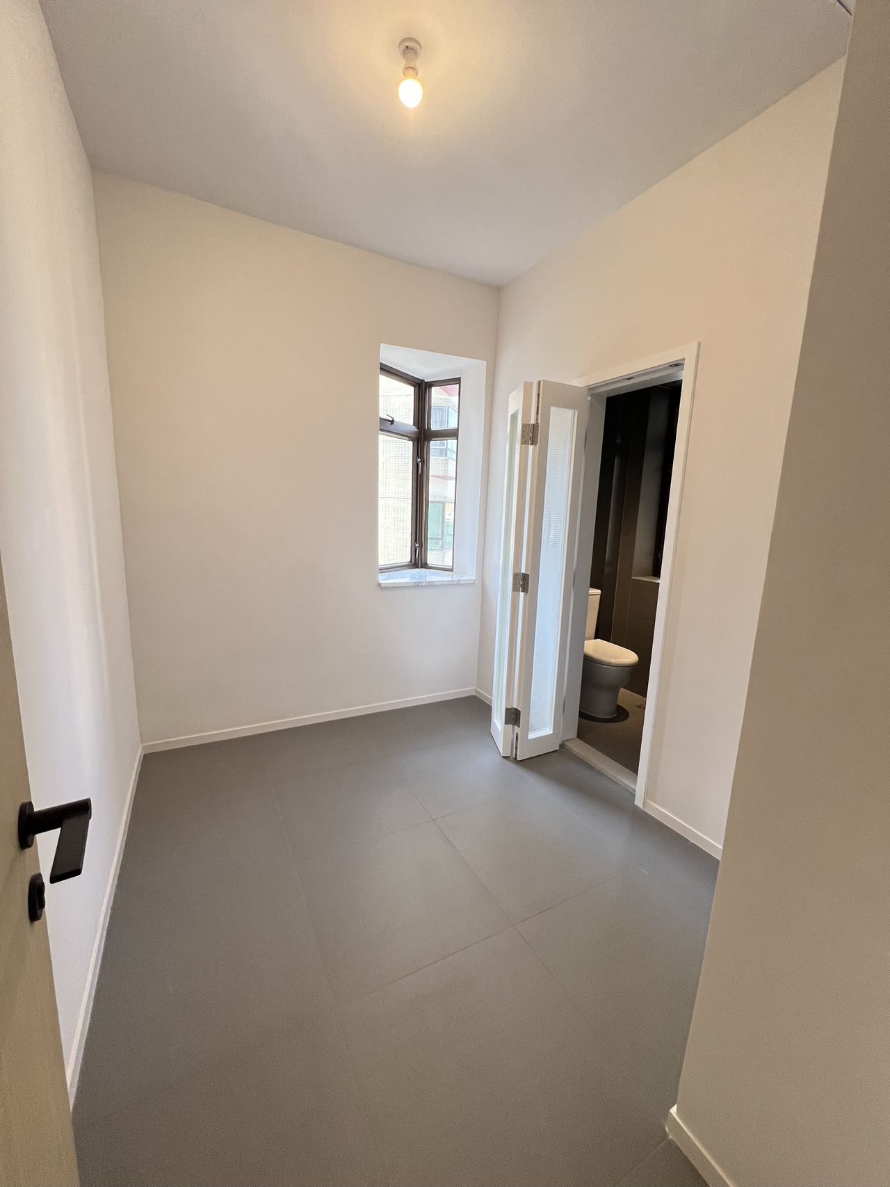 18-2609130T926238.jpg